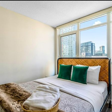 Appartement The Perfect Getaway à Toronto Extérieur photo