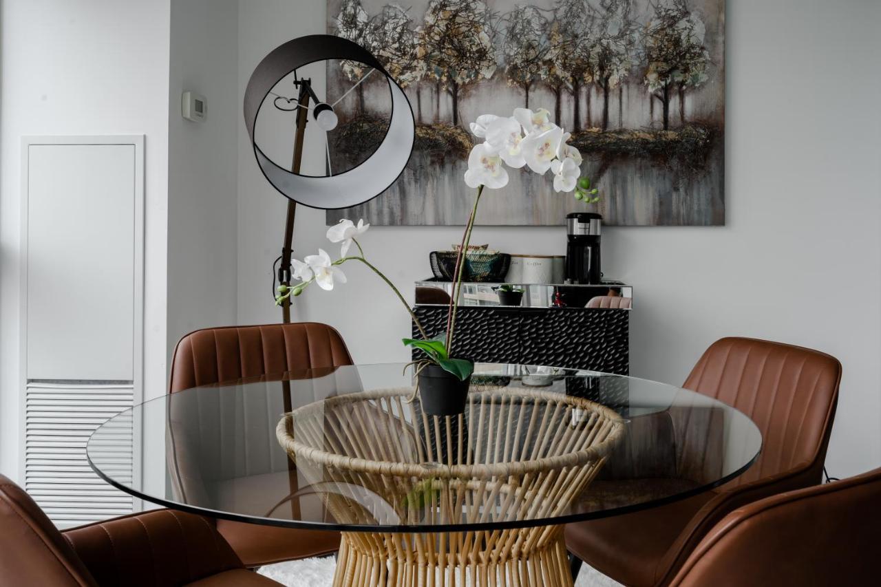 Appartement The Perfect Getaway à Toronto Extérieur photo