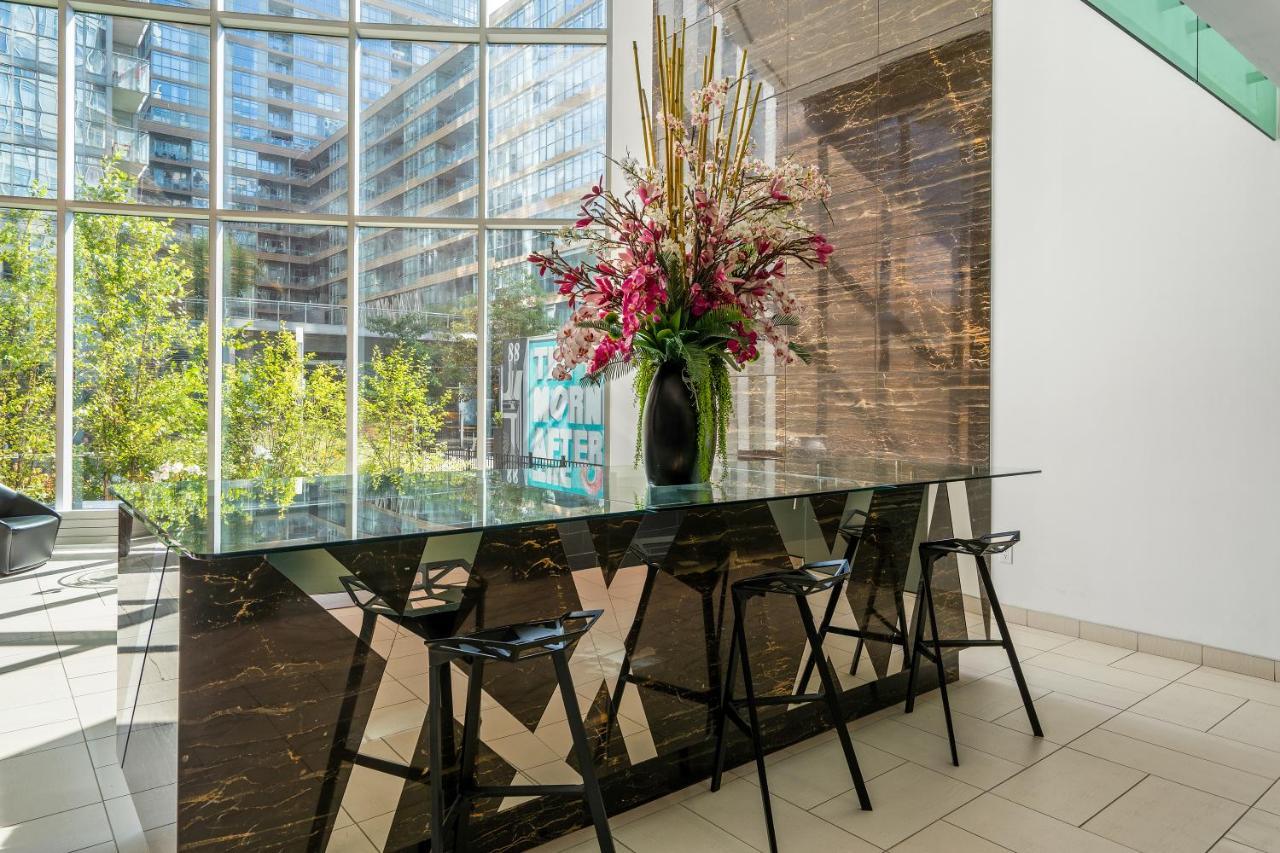 Appartement The Perfect Getaway à Toronto Extérieur photo