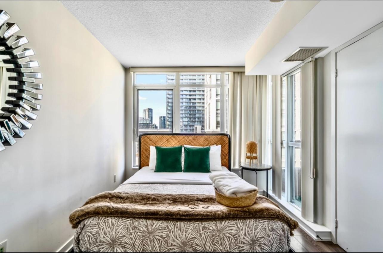 Appartement The Perfect Getaway à Toronto Extérieur photo